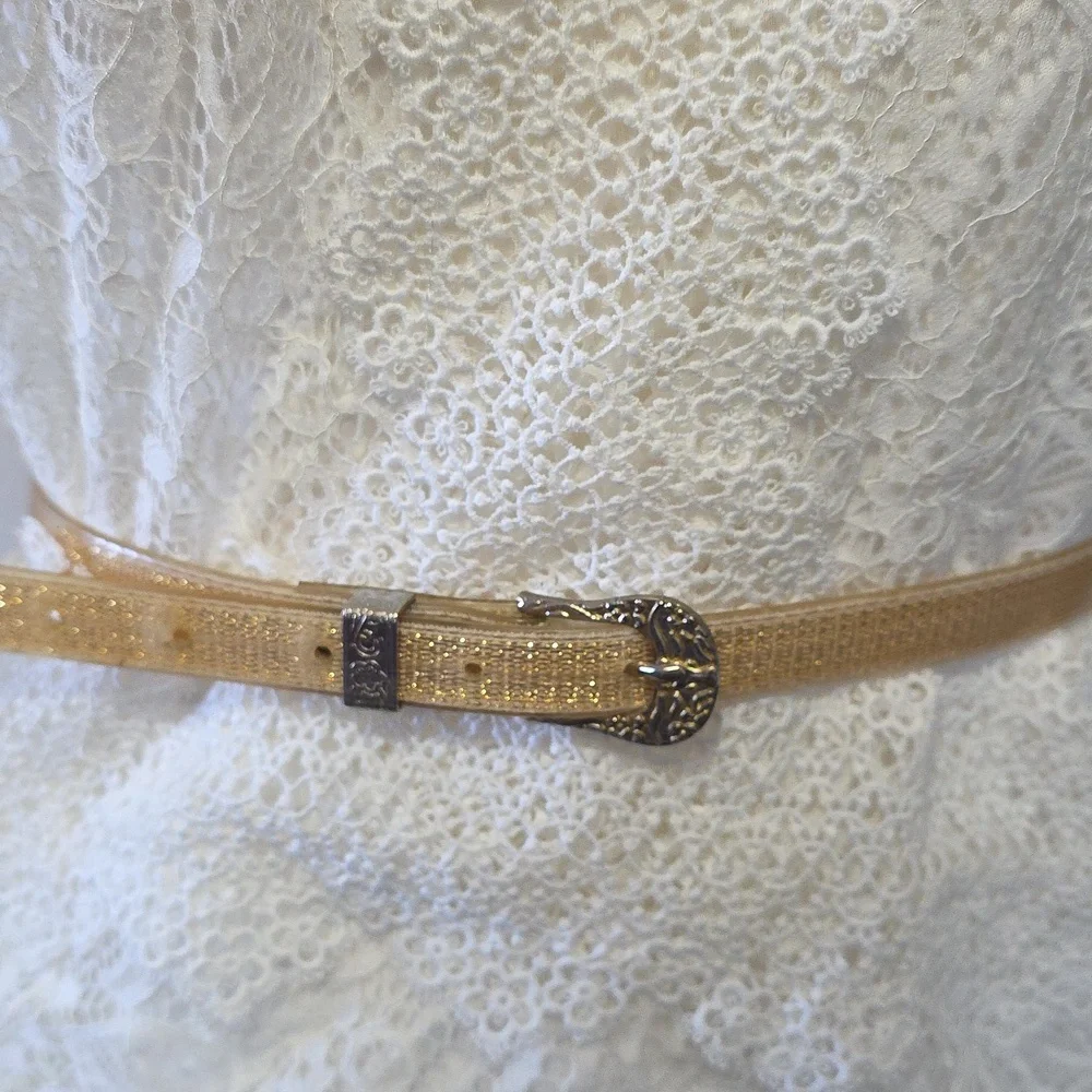 Vintage Gold and Silver With Lacquer Covering Silver Filigreed Buckle Womens OS